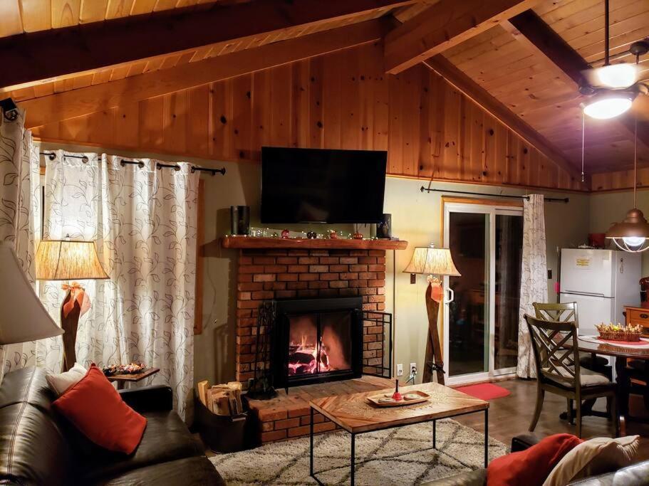 Villa So Cozy Lazybeartime Private Hottub Big Bear Lake Exterior foto